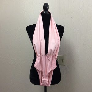 🆕 Blush halter top bodysuit with open back