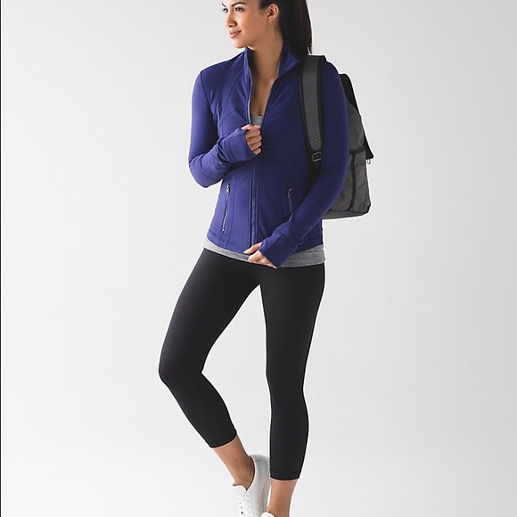 Lululemon Define jacket, BLACK! Size 4
