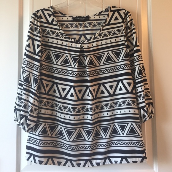 Navy White - Picture 1 of 2