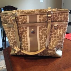 COACH Gold Shoulder Bag!