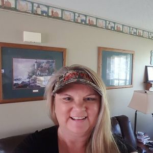 Meet your Posher, Renea