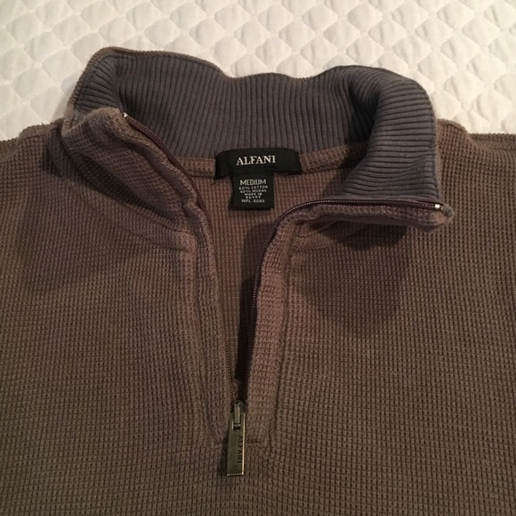Men's pullover - Picture 2 of 2