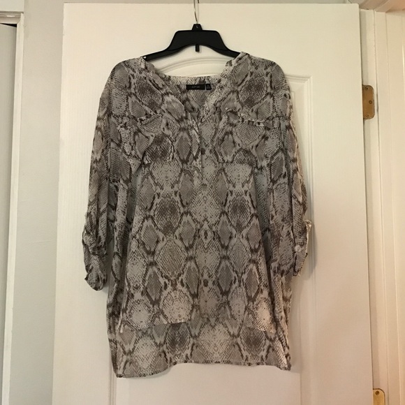 Gray and White Patterned Blouse