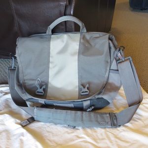 Timbuk2 Commuter 2.0 Messenger Bag (Medium)