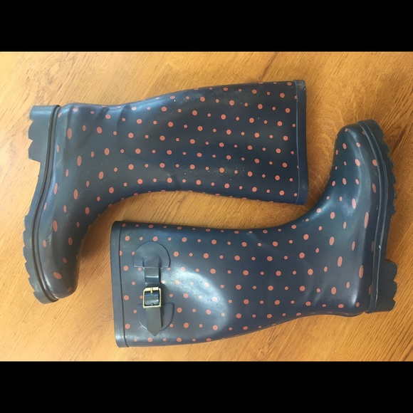 Rain boots