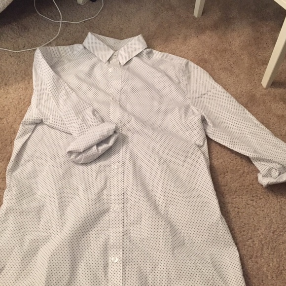 MENS H&M BUTTON DOWN