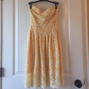 Yellow lace dress boutique