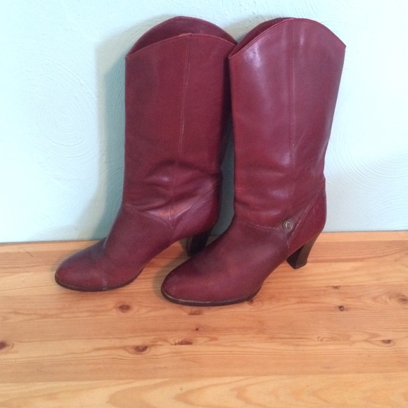 Vintage Etienne Aigner, Burgandy Leather Boots, 8