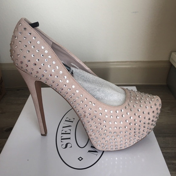 Steve Madden pumps