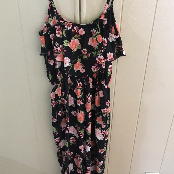 Jumpsuit - Picture 2 of 2