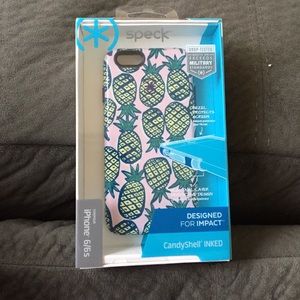 Pineapple print speck case. For iPhone 6 or 6s.