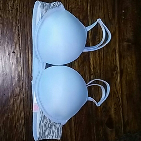 Brand new Victoria Secret Pink Super Push Up Bra