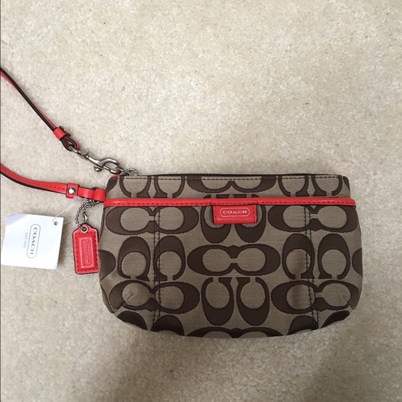 Coach Handbags - NTW Coach wristlet.
