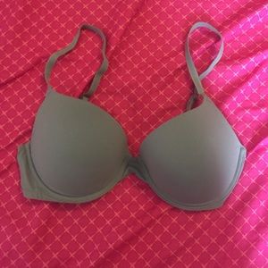 VS Pink 34 D bra