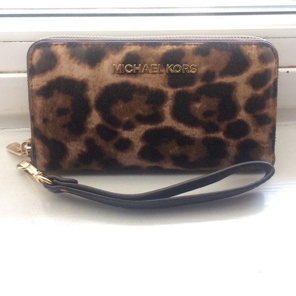 MK Wristlet