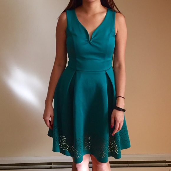 Francesca's green Ayla dress (NWT) size small