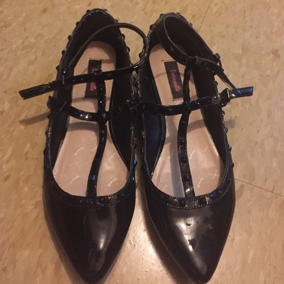 Bestyville Black Studded Flats