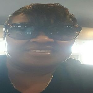 Meet your Posher, Jeanette