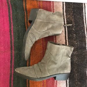Nine West Vintage America Suede Boots - Sz 5