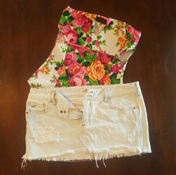 Hollister jean skirt.