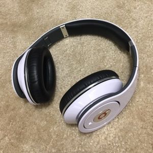 Beats by Dre Studio Like New