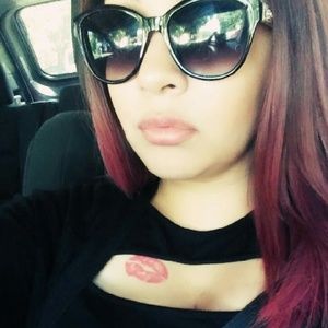 Meet your Posher, Veronica