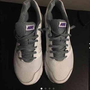 Nike tennis shoes white and purple
