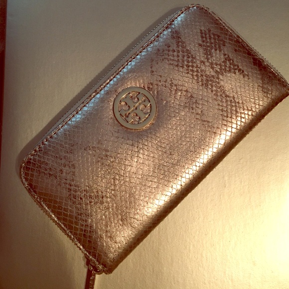 Tory Burch Wallet