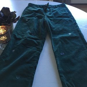 Green Vineyard Vines Boys cords embroidered