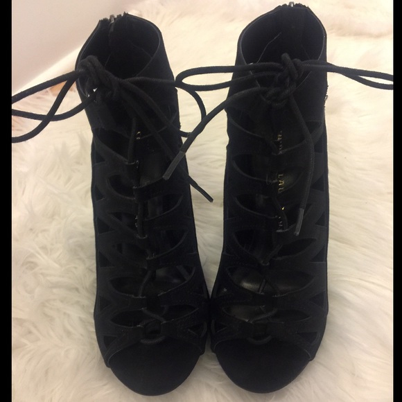 Chinese Laundry Black Gladiator Heels
