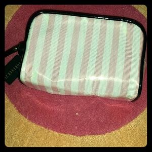 Makeup bag