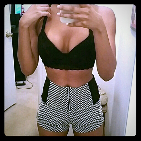 a'gaci Pants - Cute checkered shorts