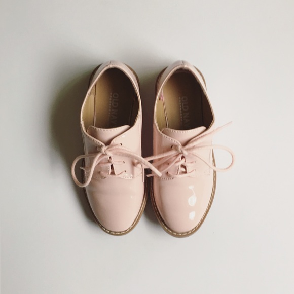 Bubblegum Pink Girls Oxfords