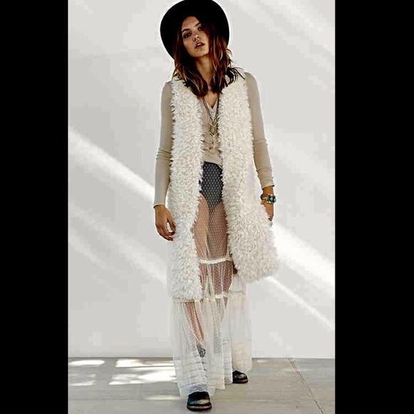 Urban Outfitters faux fur suede Reversible Vest M - Picture 3 of 4