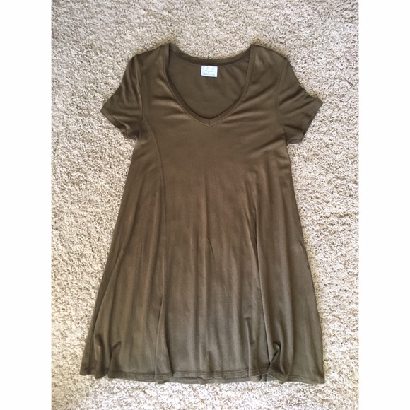 Army green Zara casual dress