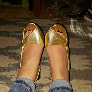 ⚡ FINAL SALE ⚡ Metallic gold pumps
