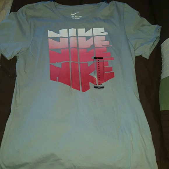 Nike Graphic T-shirt