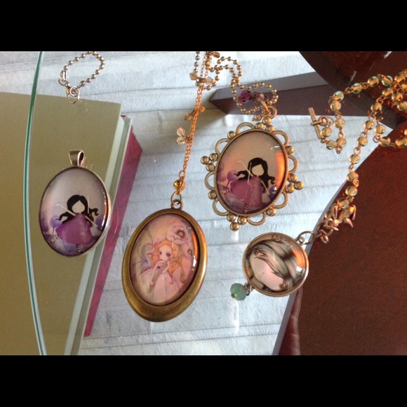 Remaining poppet type girlies - Picture 2 of 3