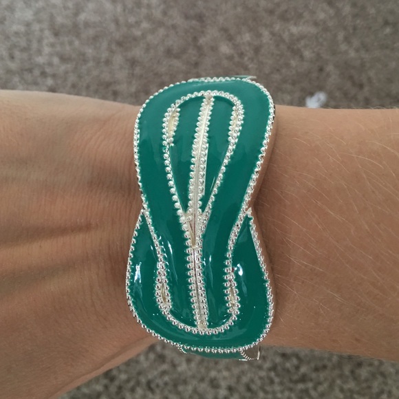 Isabel Harvey bracelet - Picture 2 of 4