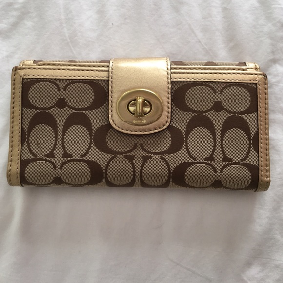 Coach wallet!