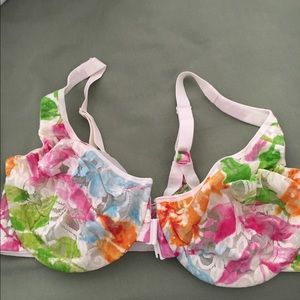 Victoria's Secret front closure bra