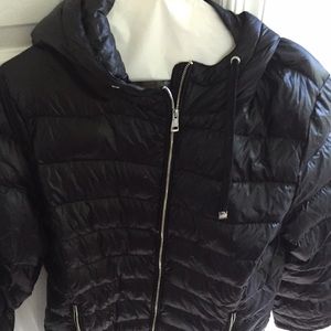 Good for rain or snow so light