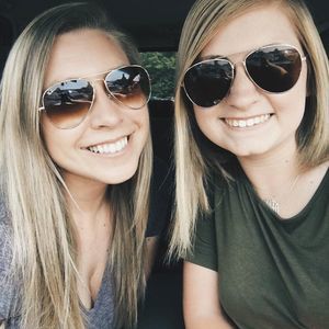 Meet your Posher, Holly