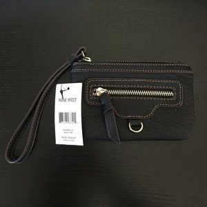 Nine West Black Wristlet