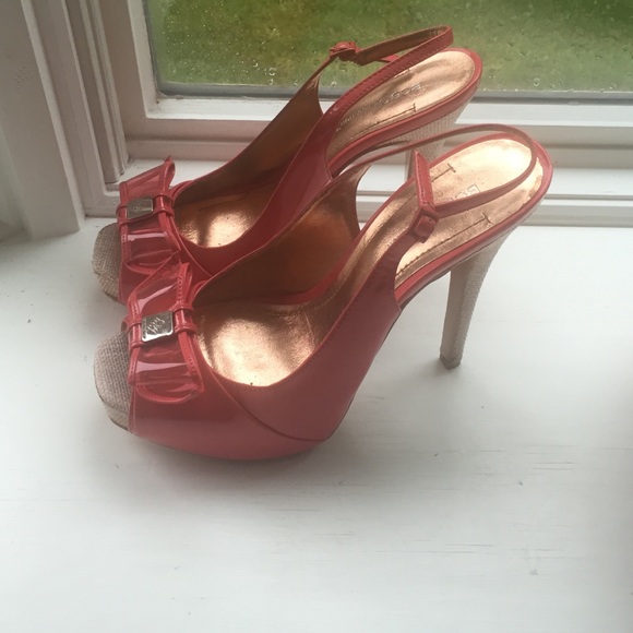 BCBG pink bow heels. Size 10. GUC - Picture 3 of 4