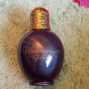 Wonderstruck perfume RESERVED