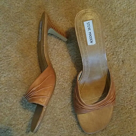 Size 11 slip on shoes