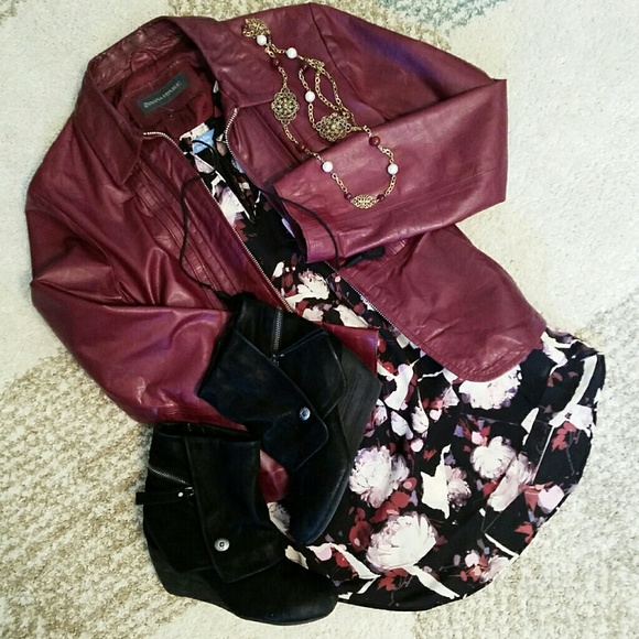 Simply Vera Vera Wang Tops - Simply Vera Blouse