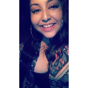 Meet your Posher, Kristina