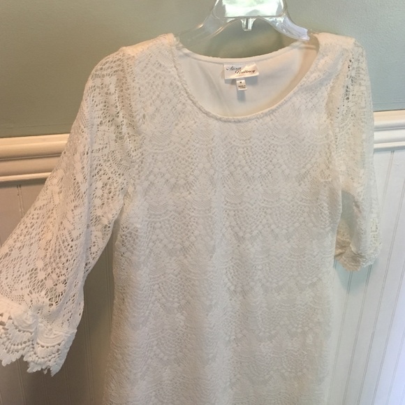 Beautiful scalloped lace white dress